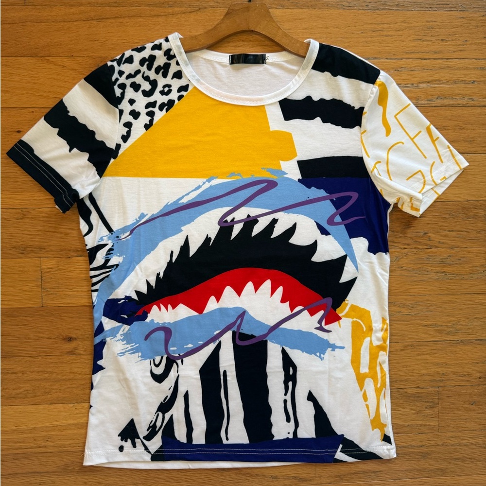 SHEIN Men’s Graphic Crewneck T-Shirts - Size Medium